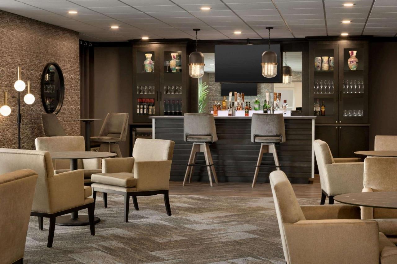 Microtel Inn And Suites By Wyndham Weyburn Exterior photo